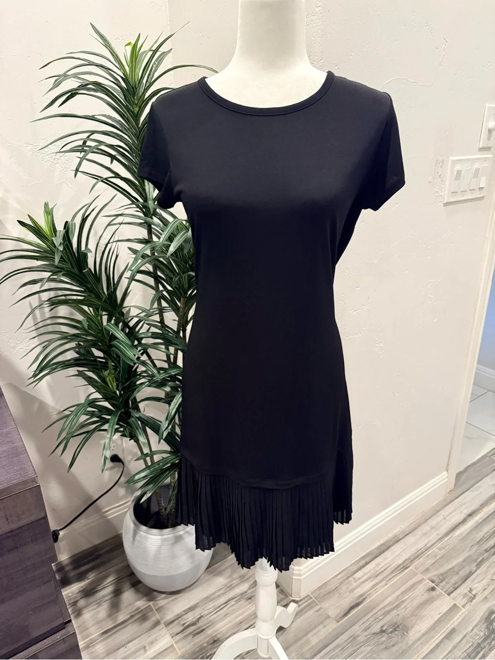Michael Kors Black Short-Sleeve Fringe-Hem Mini Dress